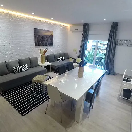 Your - Sagrada Familia Apartment Barcelona